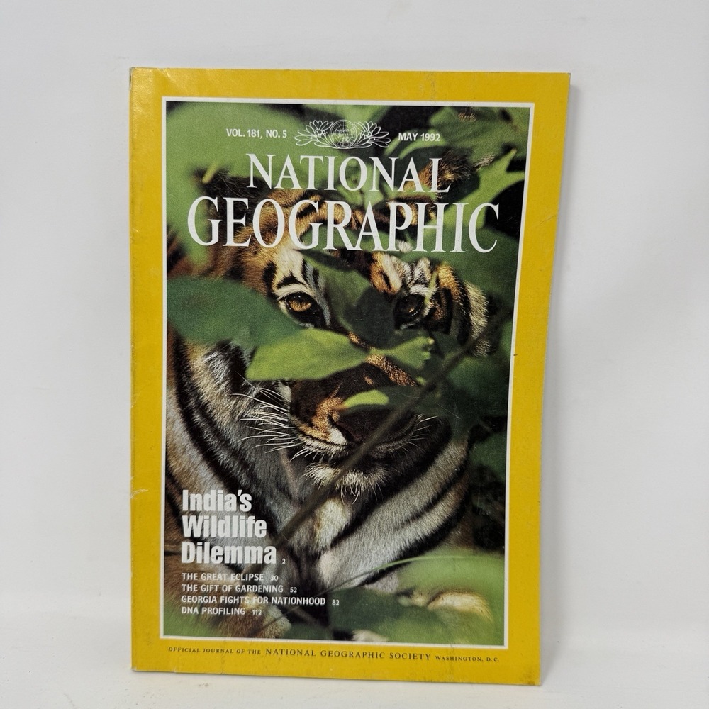 National Geographic Magazine Vintage May 1992 - India Eclipse Gardening Georgia